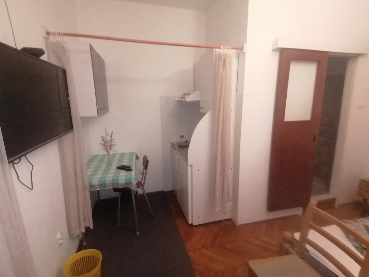Marina Apartment End Rooms Vela Luka Dış mekan fotoğraf