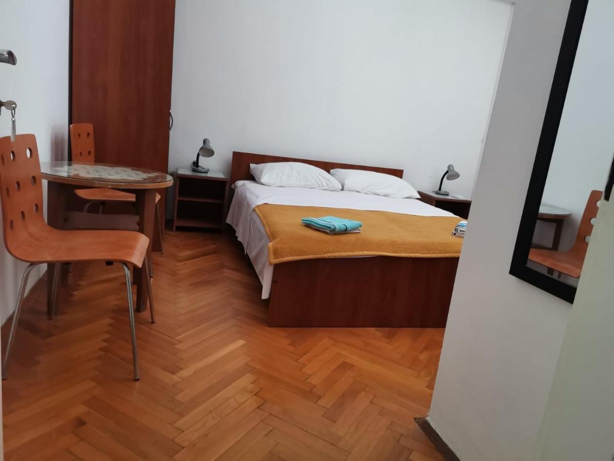 Marina Apartment End Rooms Vela Luka Dış mekan fotoğraf